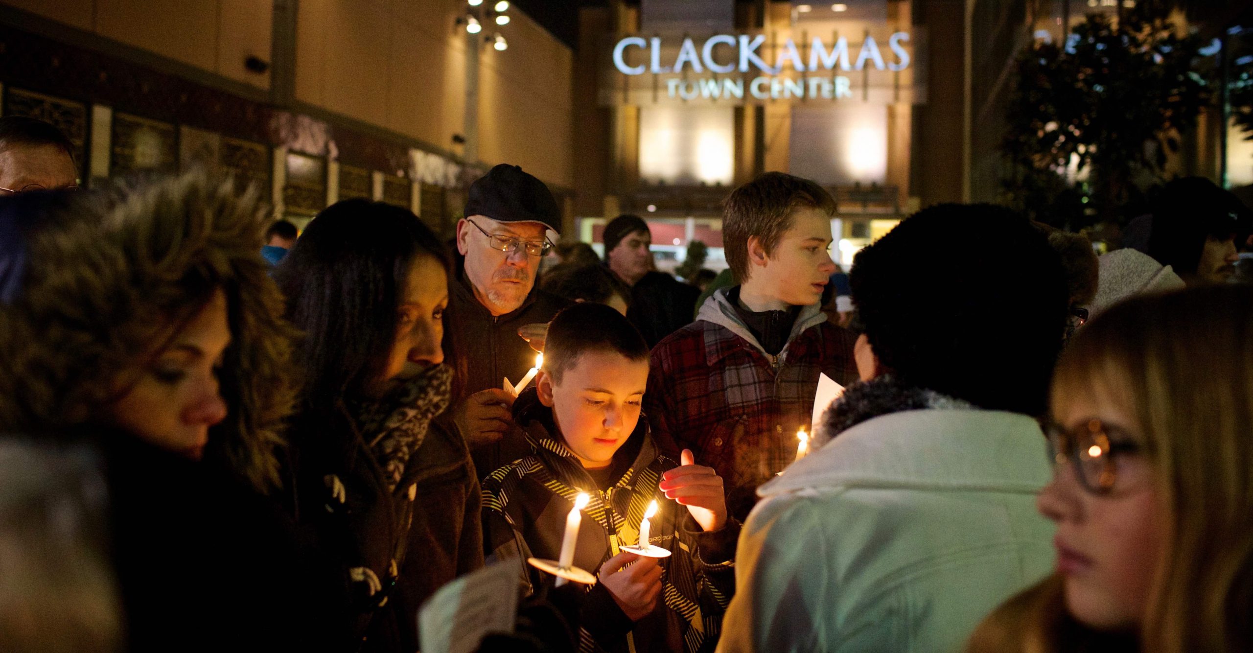 Clackamas Town Center mall shooting in Oregon leaves 3 dead